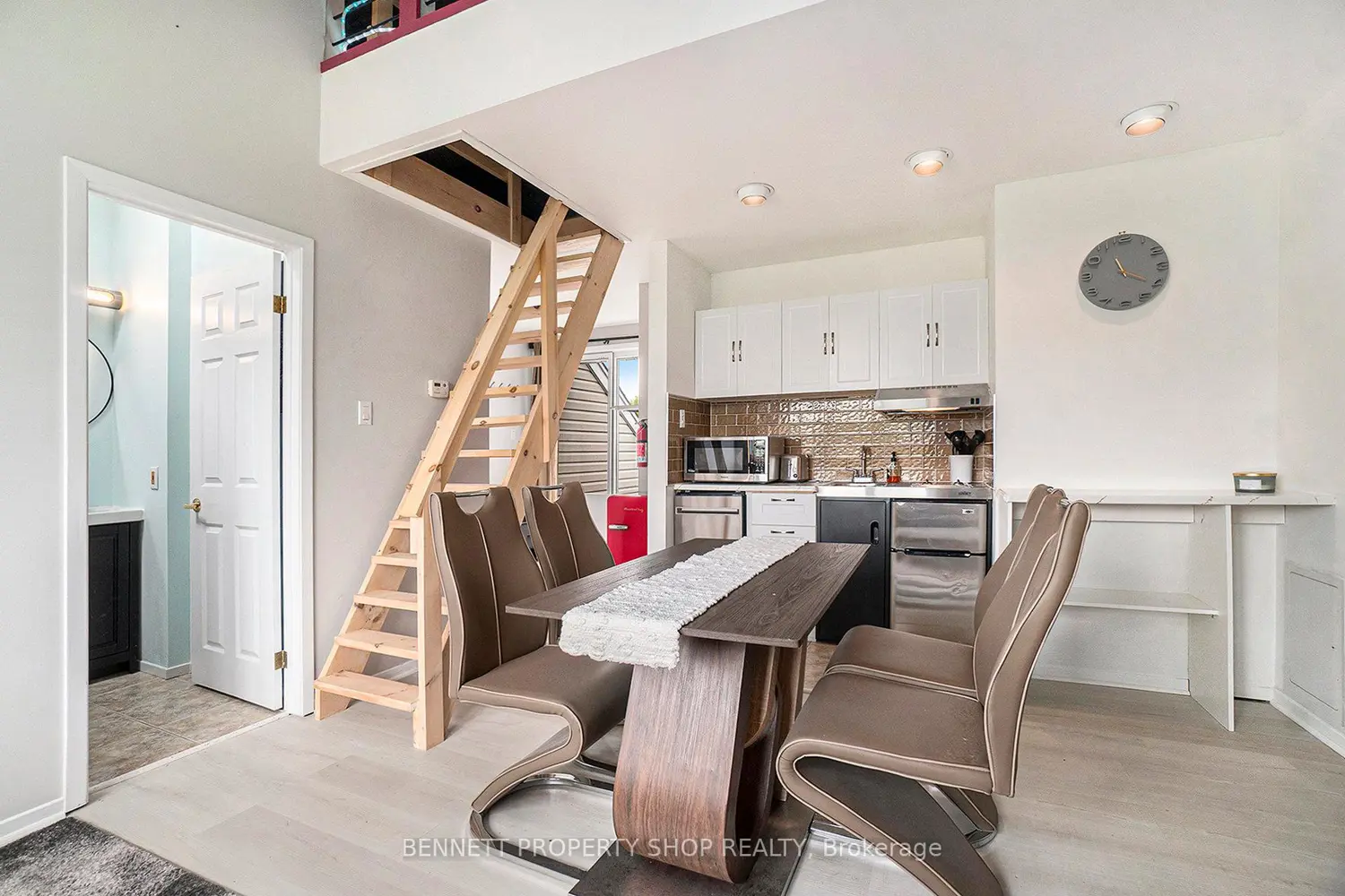 Additional image 6 of 1036 Barryvale Road 4D