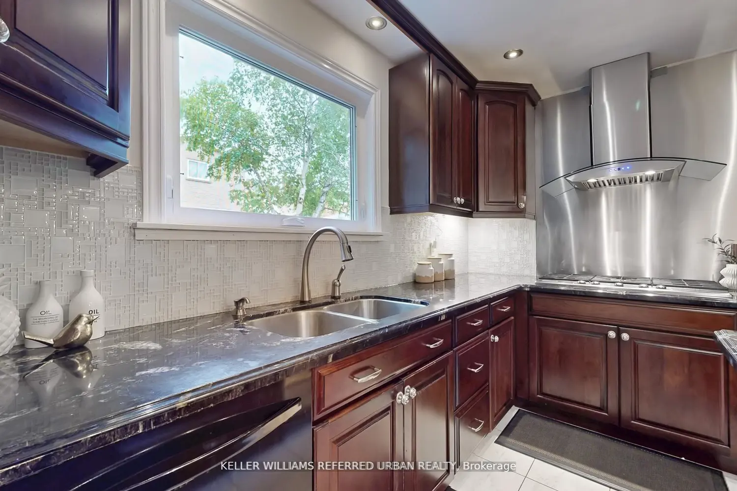 Additional image 7 of 158 Walton Drive