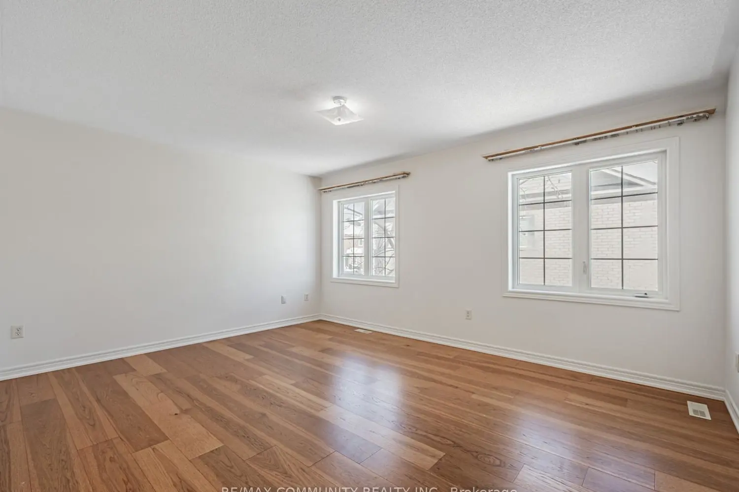 Additional image 16 of 2 John Davis Gate