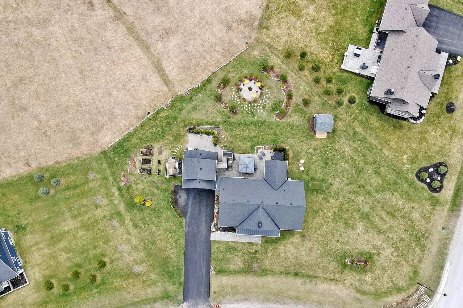 Additional image 14 of 2 Thoroughbred Drive