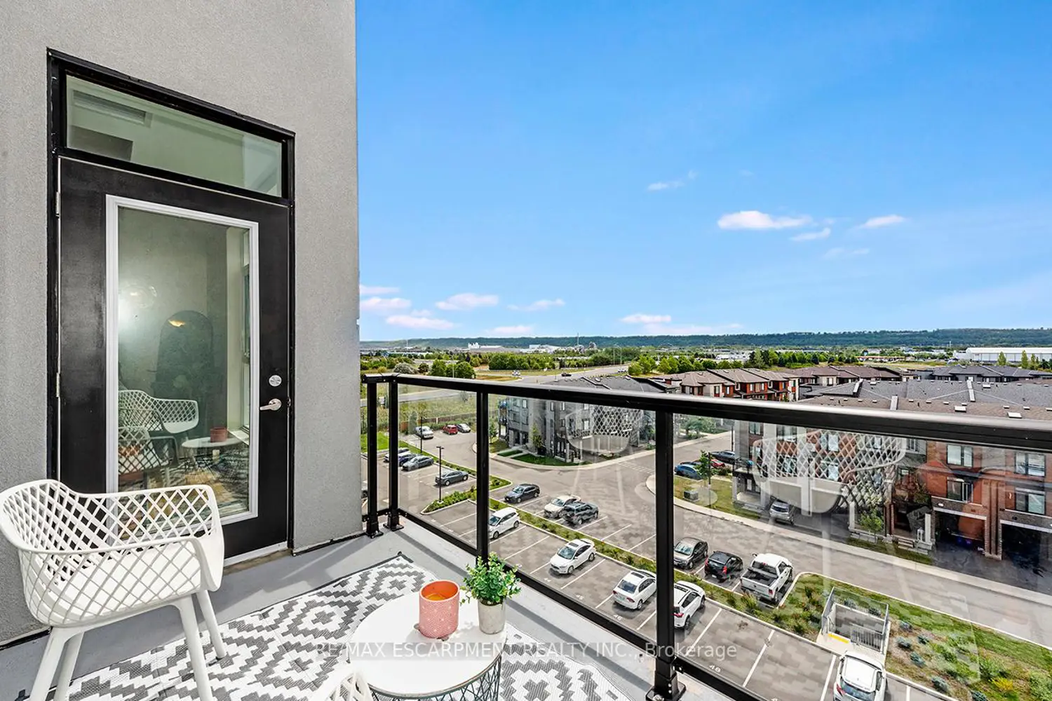 Additional image 13 of 600 North Service Road 606