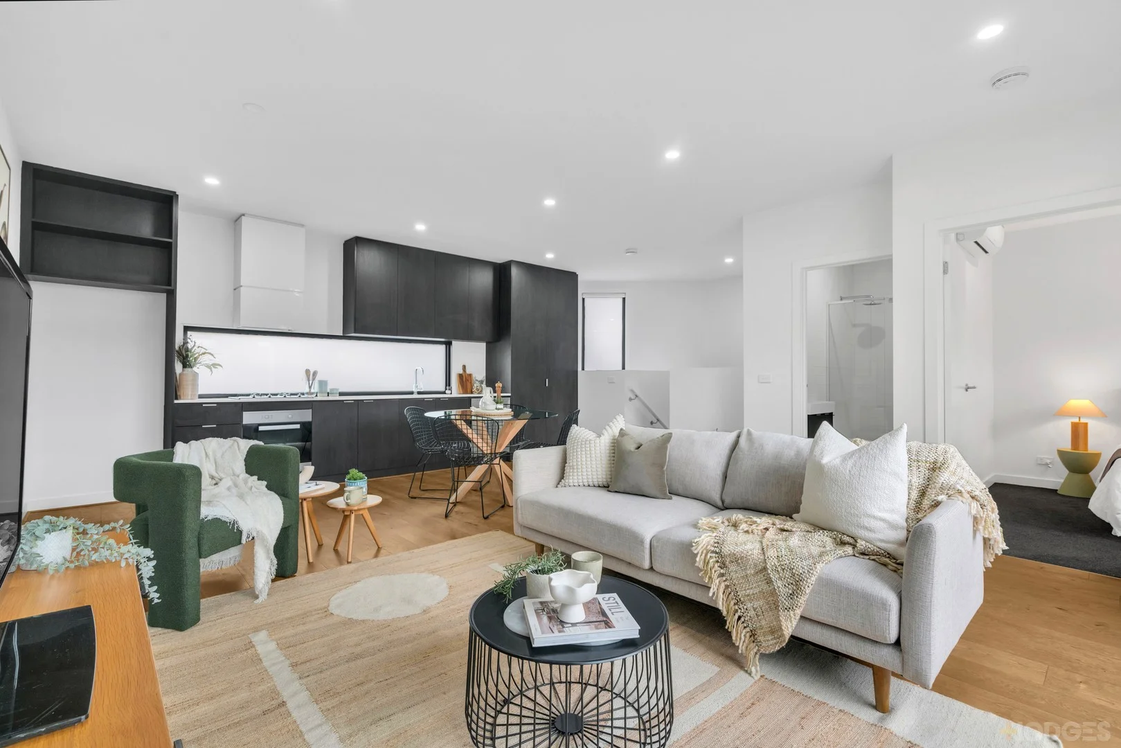 2/23 Jean Street, Cheltenham VIC 3192