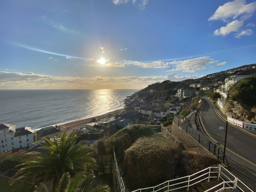 3 bed flat for saleChurch Street, Ventnor PO38