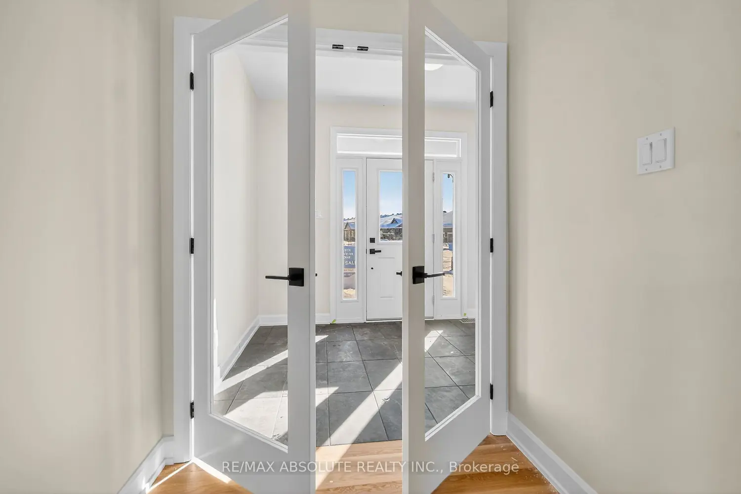 Additional image 2 of 662 Fisher Street