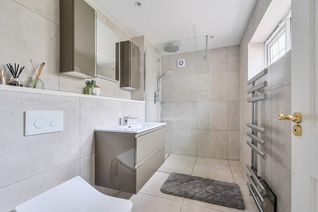 Additional image 8 of Charmouth Road, St. Albans, Hertfordshire, AL1