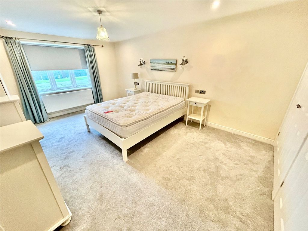 Additional image 8 of 3 bed maisonette for saleCadnant Road, Menai Bridge, Isle Of Anglesey LL59