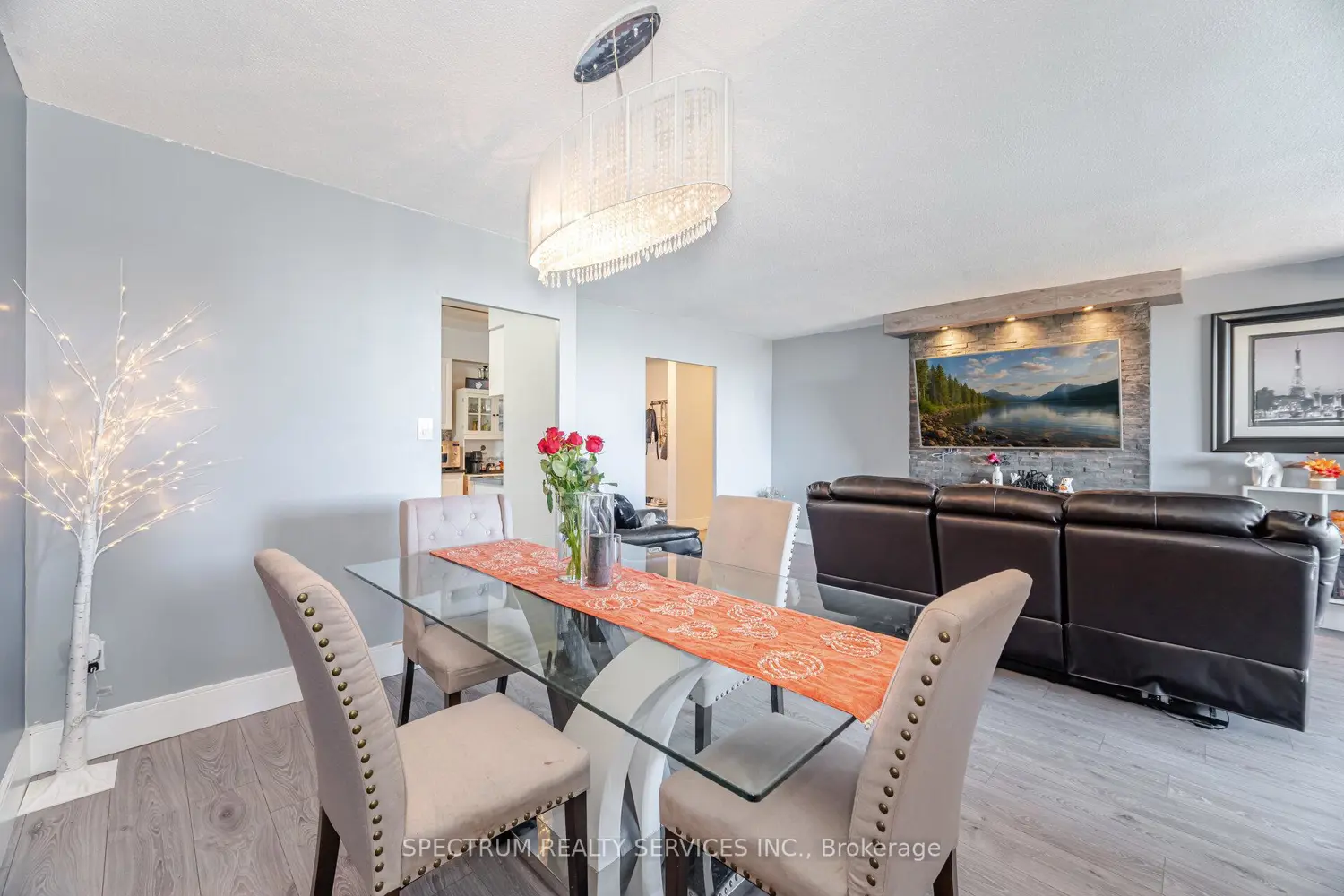 Additional image 8 of 85 Emmett Avenue 1210