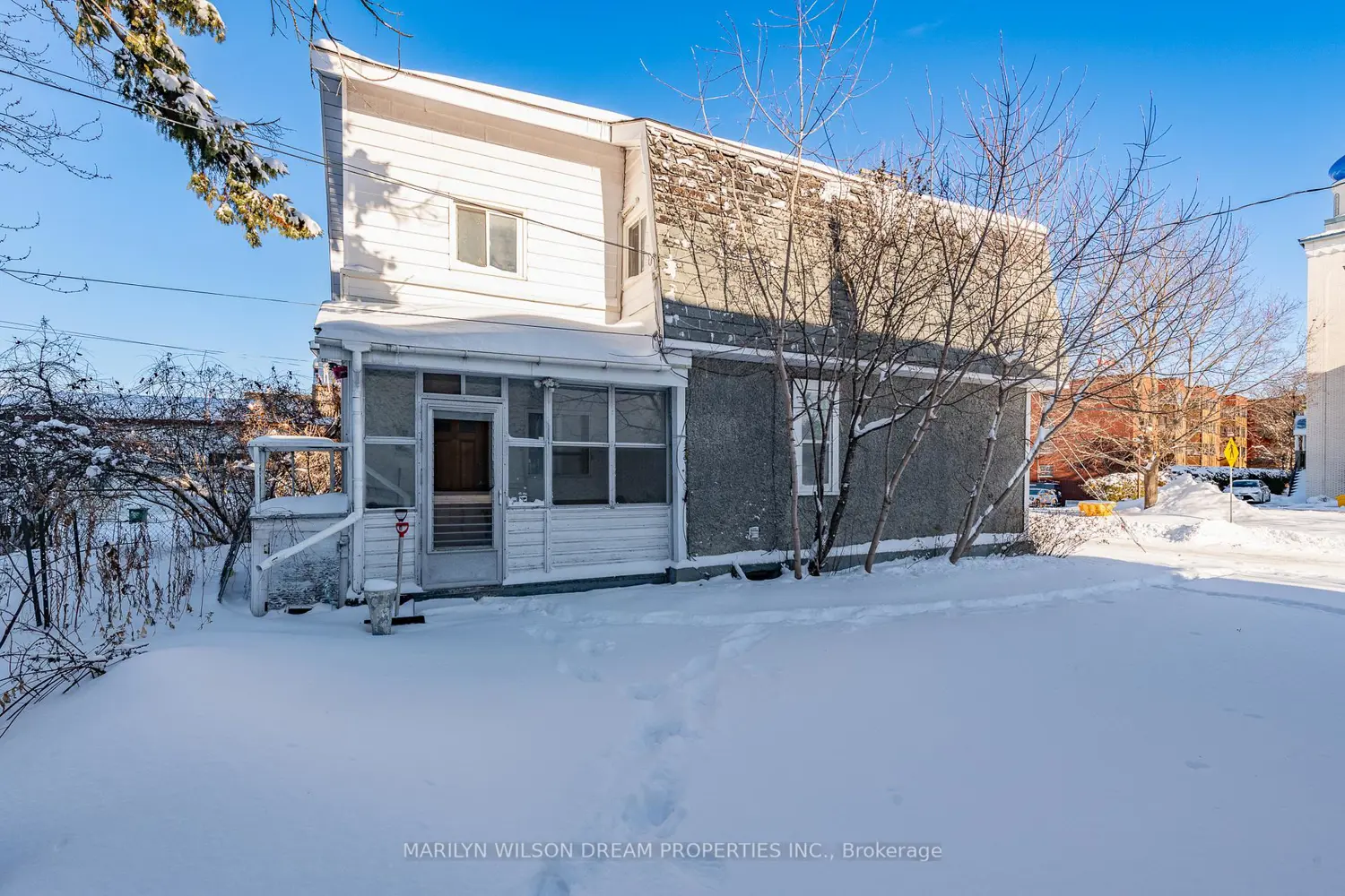 92 Stonehurst Avenue photo 4