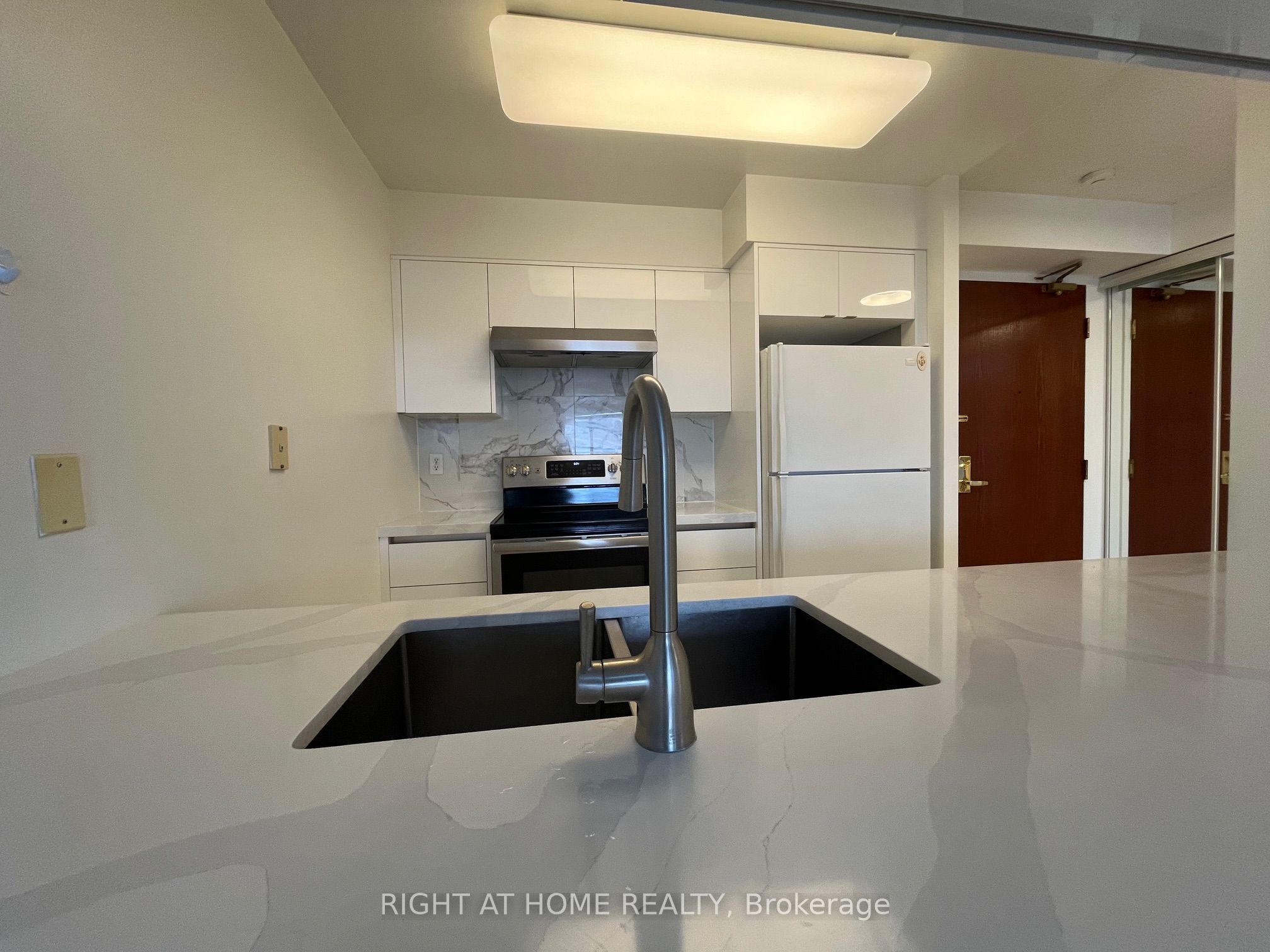 Additional image 4 of 1206-28 Empress Avenue, Toronto, ON, M2N 6Z7