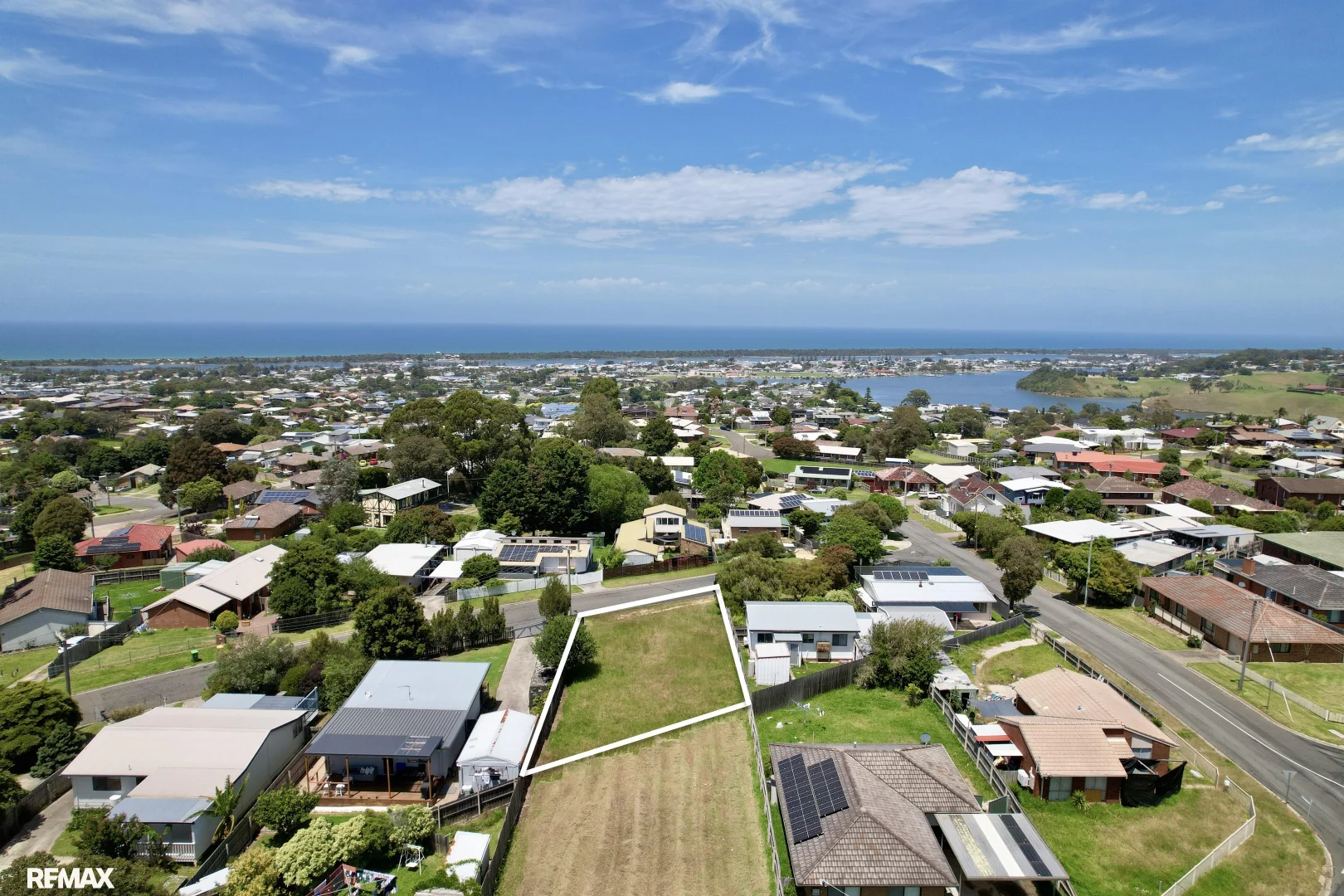 Additional image 2 of 5 Archer Court, Lakes Entrance VIC 3909