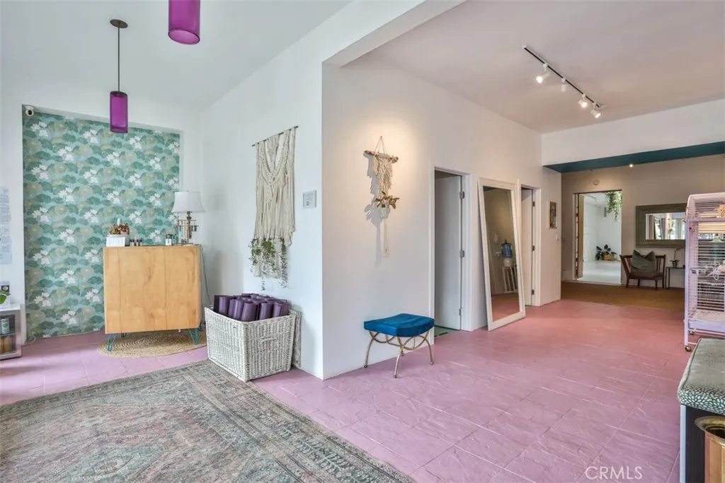 Additional image 6 of 12513 Venice Blvd, Los Angeles, CA 90066
