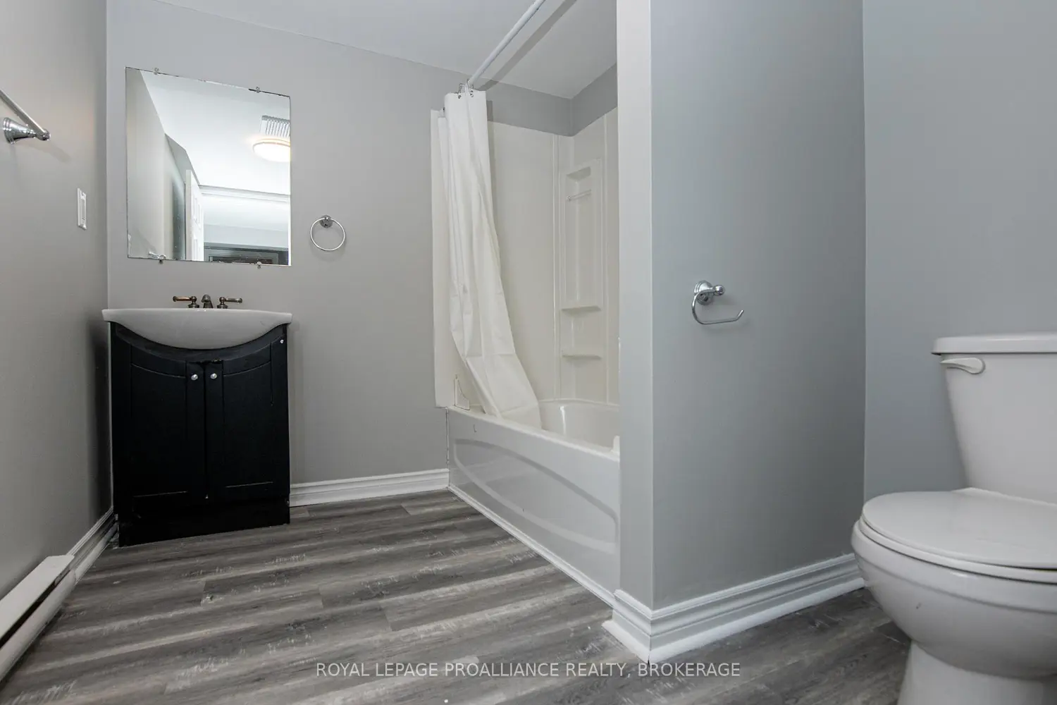 Additional image 16 of 355 Portsmouth Avenue