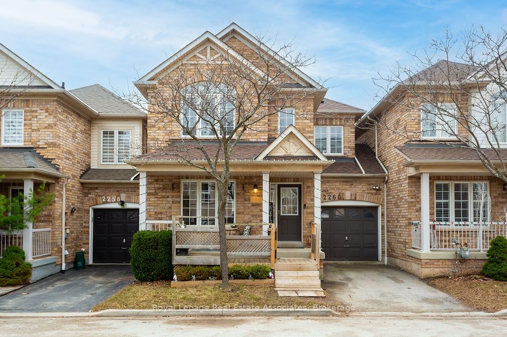 2260 Greening Lane, Burlington, ON, L7L 6Y8