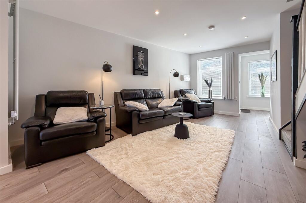 Additional image 3 of Cell Barnes Lane, St. Albans, Hertfordshire, AL1