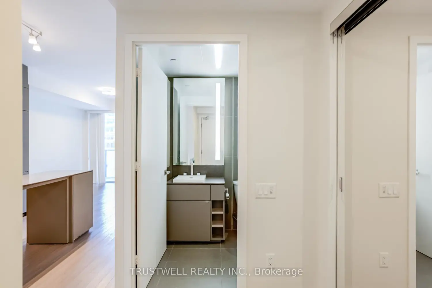 Additional image 9 of 101 Peter Street 1601