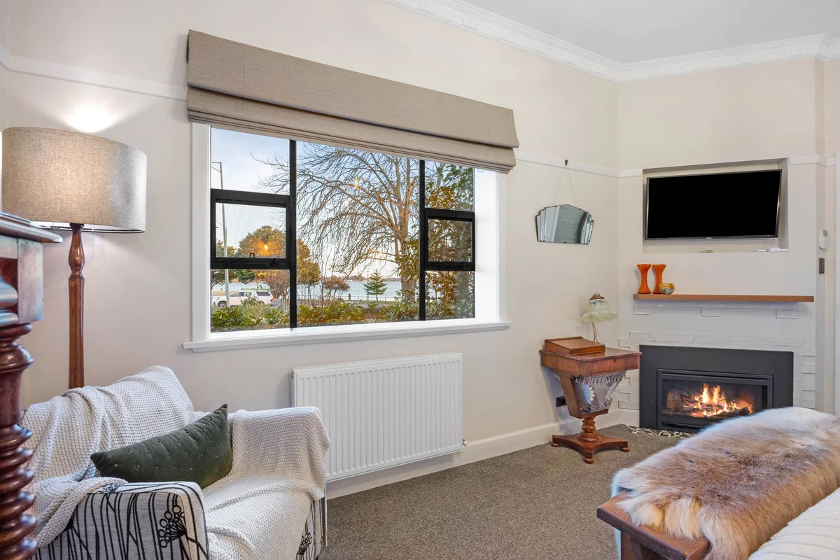 Additional image 19 of 302 Wendouree Parade, Lake Wendouree VIC 3350