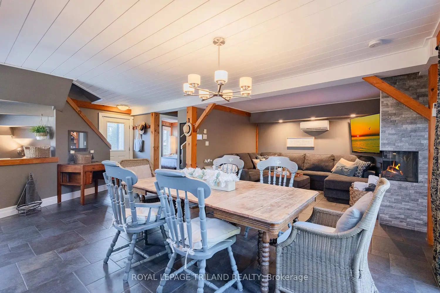 Additional image 8 of 42 Lakeside Circle