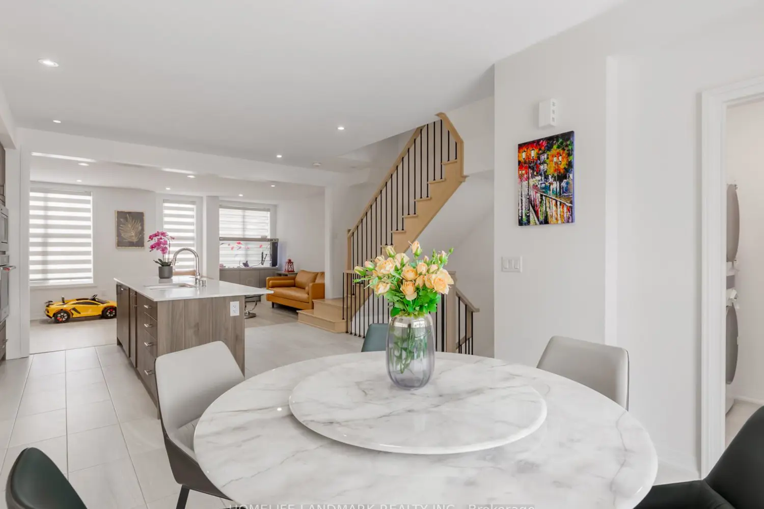 Additional image 5 of 9092 Woodbine Avenue