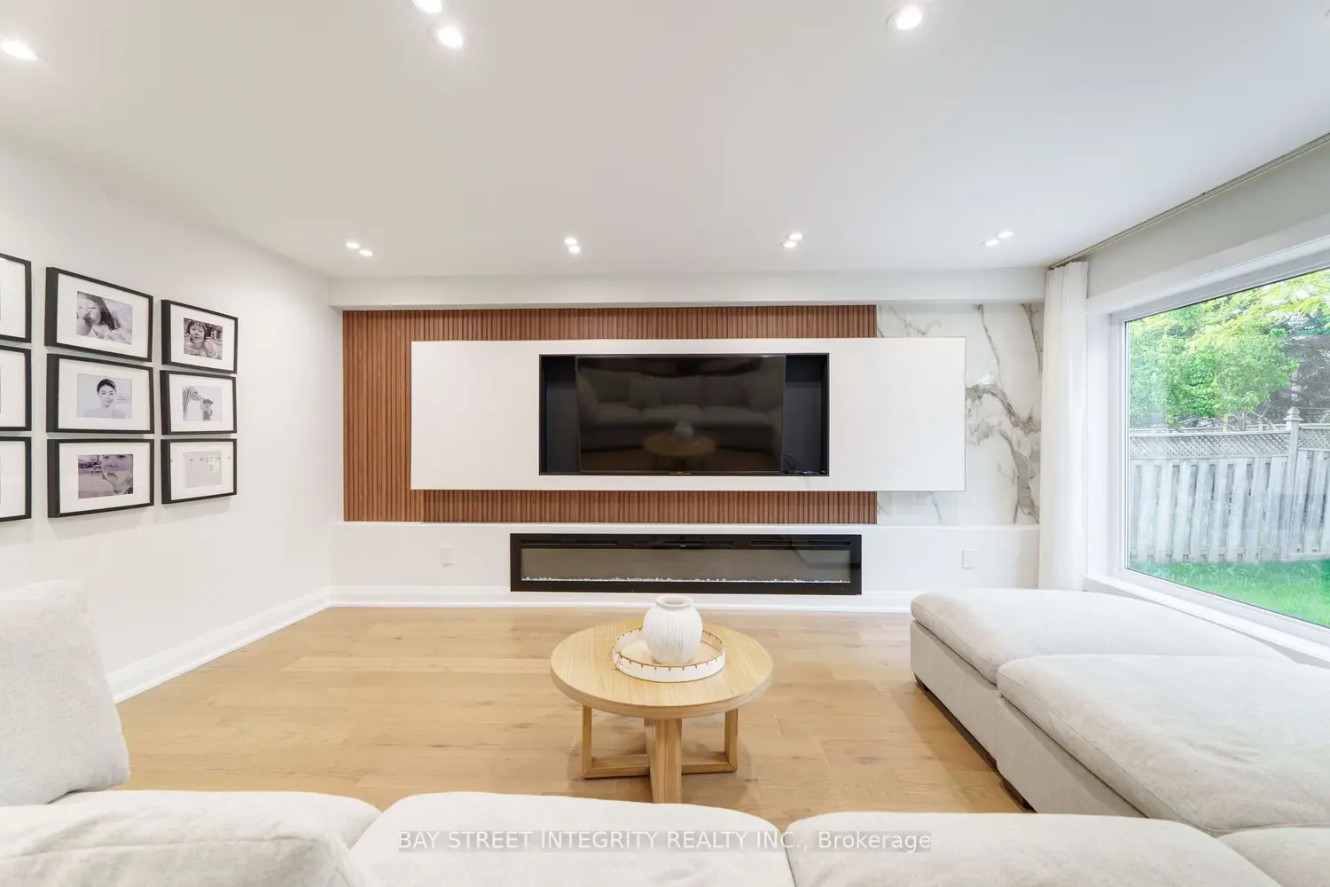 Additional image 3 of 2247 Rodick Road