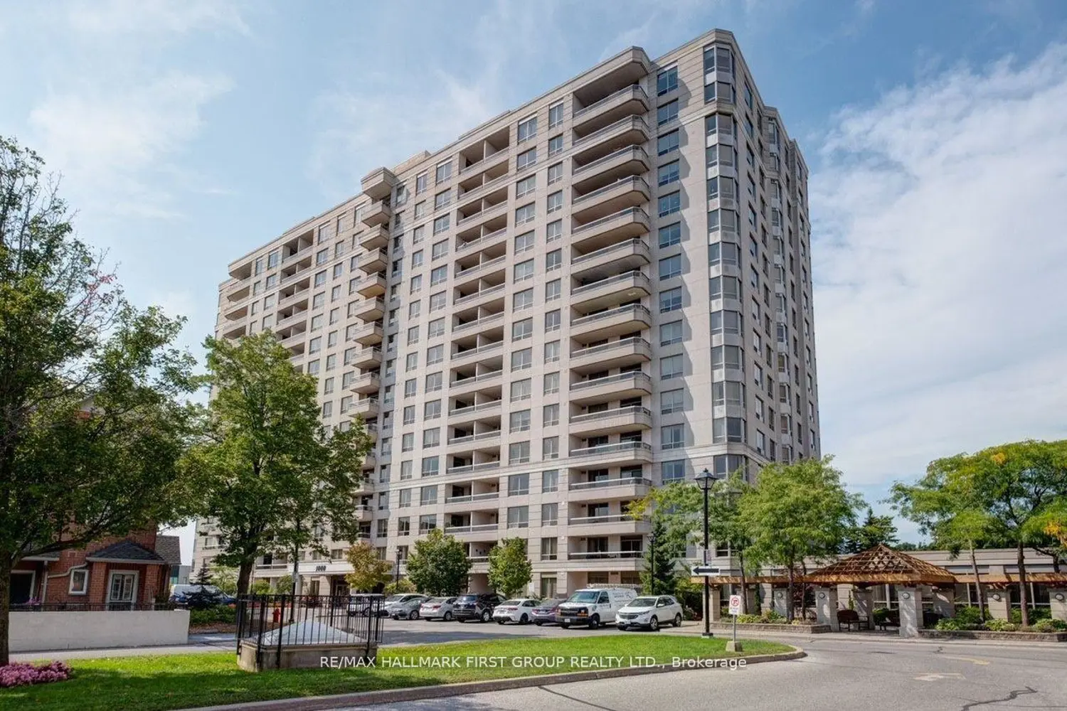 Additional image 18 of 1000 The Esplanade N 213