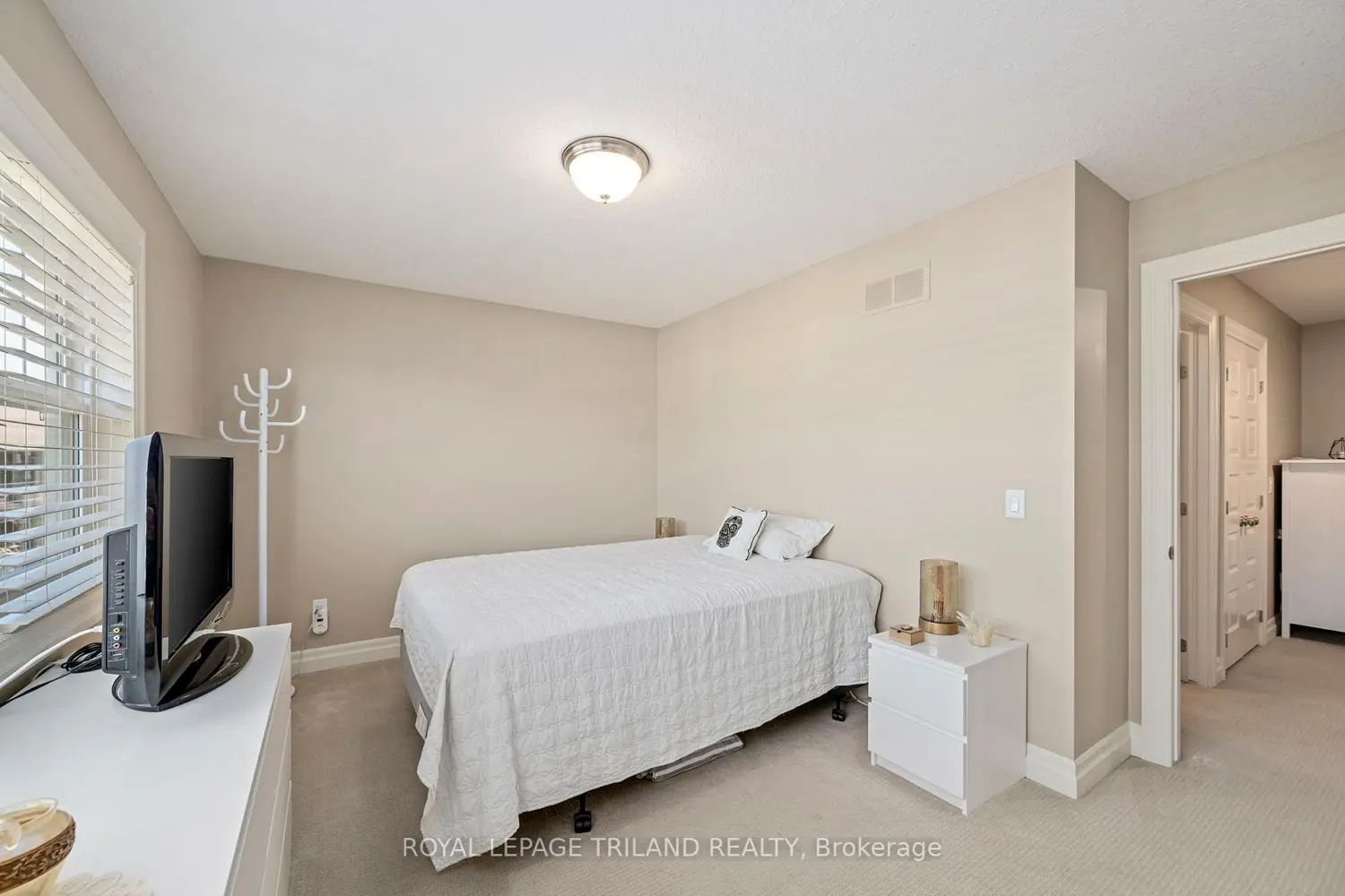 Additional image 8 of 1850 Beaverbrook Avenue 80