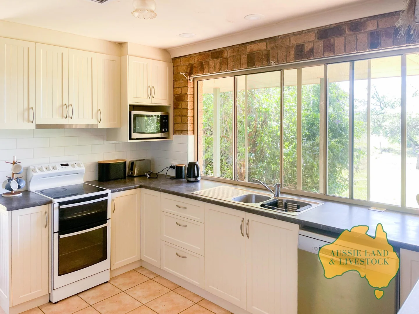 Additional image 35 of 629 Stuart Valley Drive, Haly Creek QLD 4610