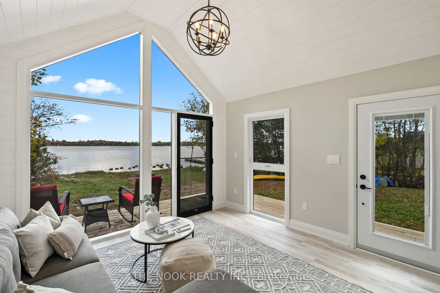 Additional image 17 of 55 Honey's Beach Road