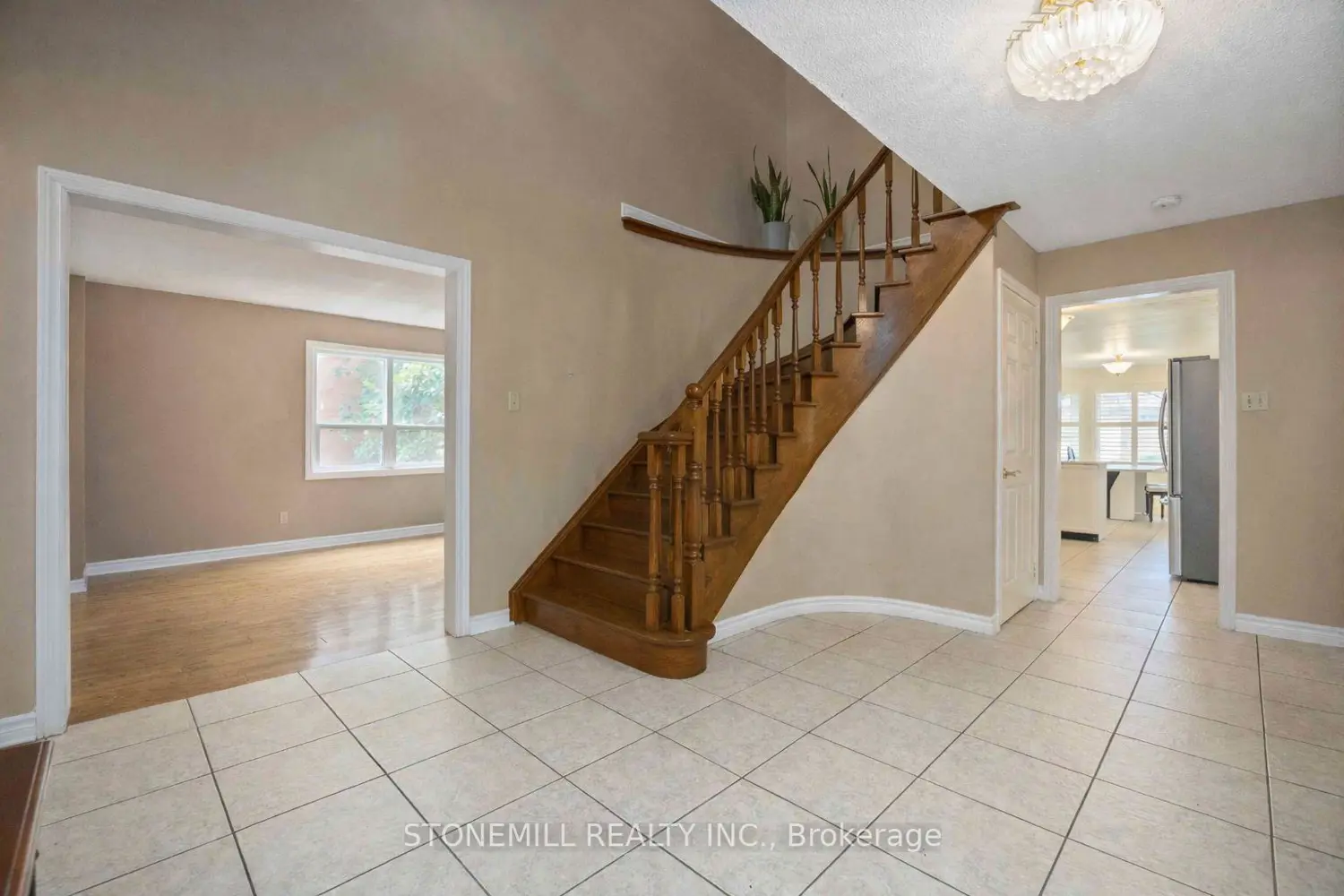 Additional image 3 of 24 Soho Crescent