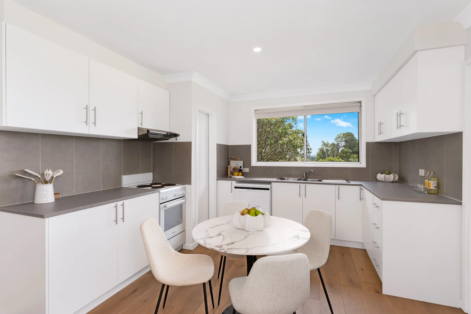 Additional image 10 of 450 Montpelier Drive, The Oaks NSW 2570