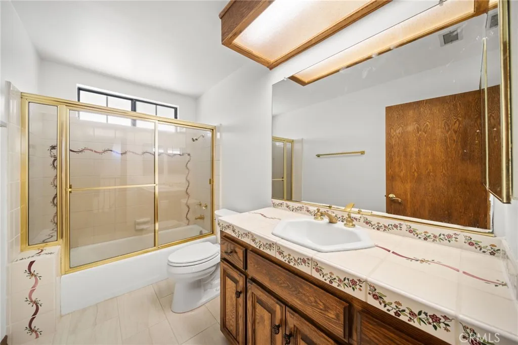 Additional image 101 of 5780 Baldwin Ave, Jurupa Valley, CA 92509