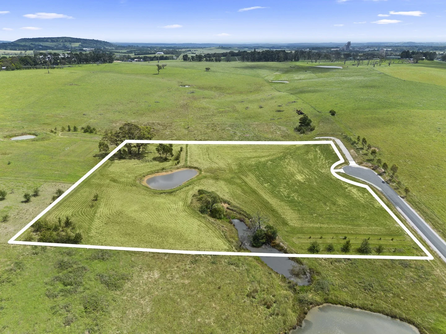 15 Braddon Road, Moss Vale NSW 2577