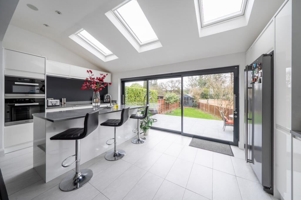 Additional image 9 of Gurney Court Road, St. Albans, AL1