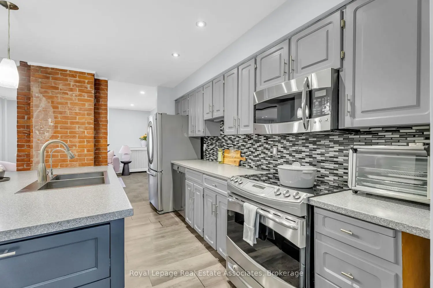 Additional image 7 of 1 Third Avenue