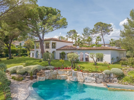 Mougins (Alpes-Maritimes)