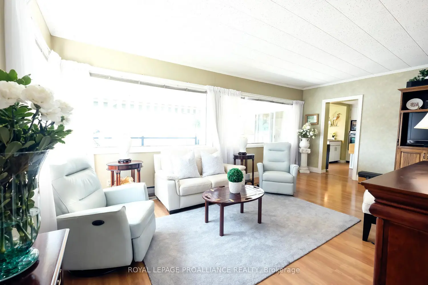 Additional image 3 of 70 Front Street