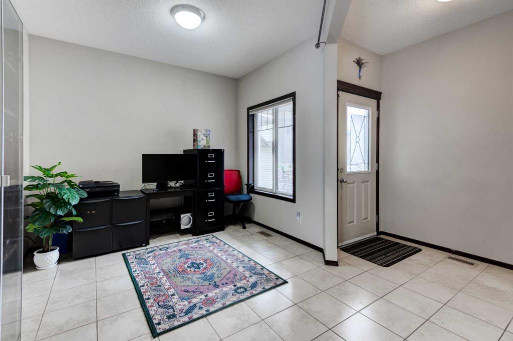 Additional image 5 of 42 Everoak Green SW, Calgary, AB, T2Y 0J5