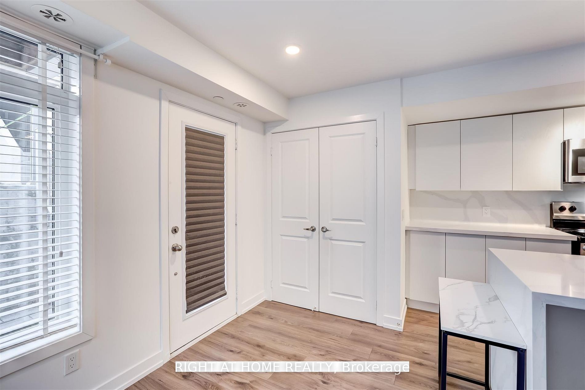 Additional image 6 of 121-3062 Sixth Line, Oakville, ON, L6M 4J9