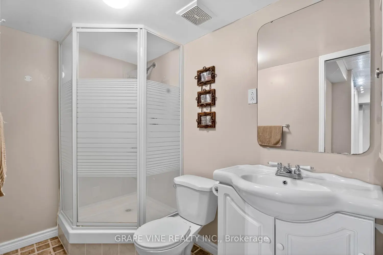 Additional image 15 of 16 Cedar Valley Drive