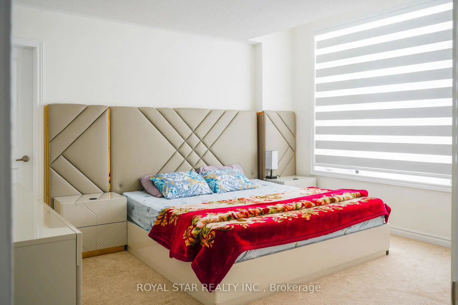 Additional image 18 of 144 Rosanne Circle