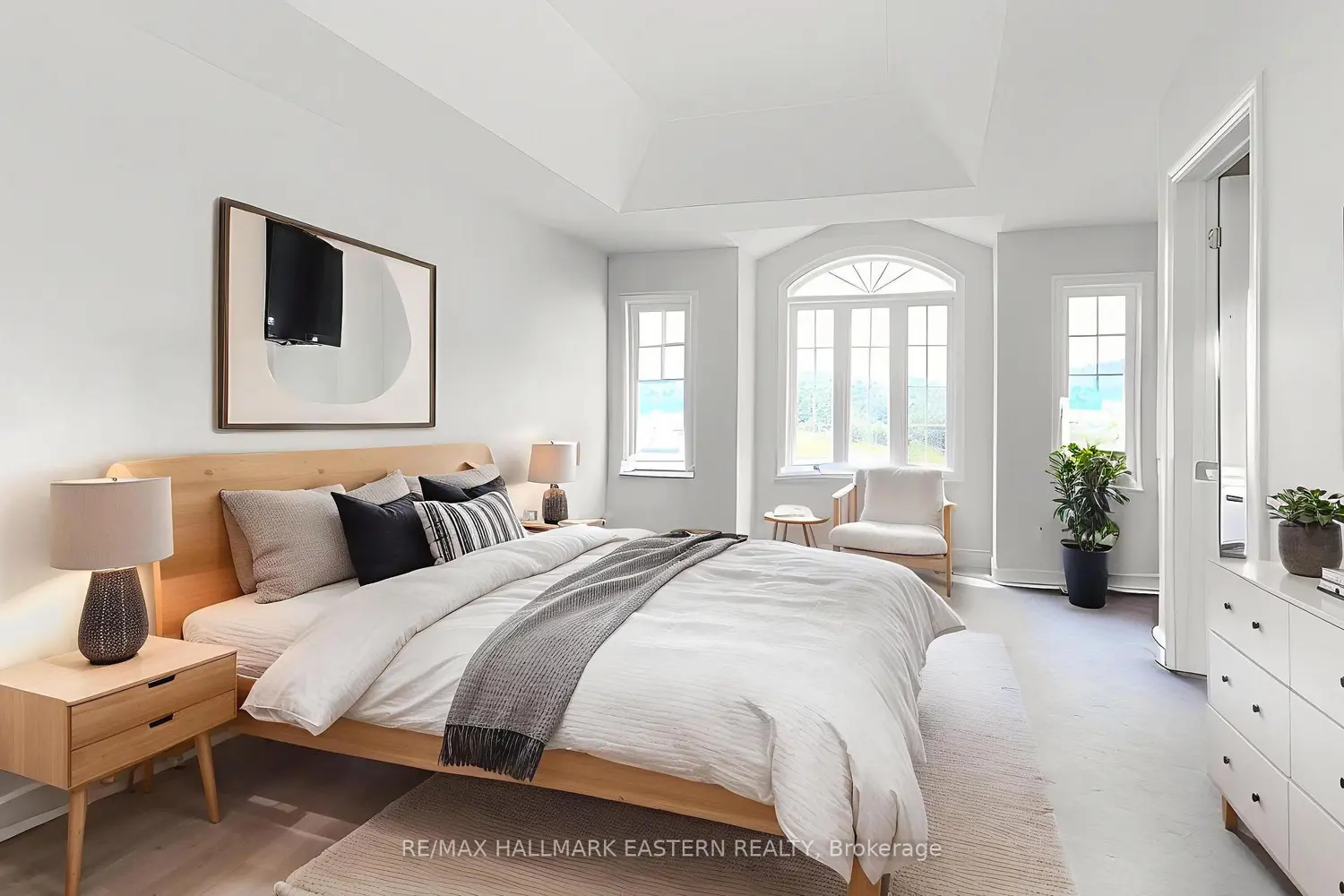 Additional image 3 of 34 Coldbrook Drive