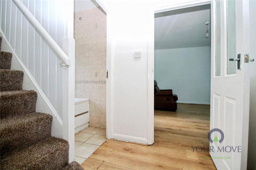 Additional image 3 of Dellfield, St. Albans, Hertfordshire, AL1