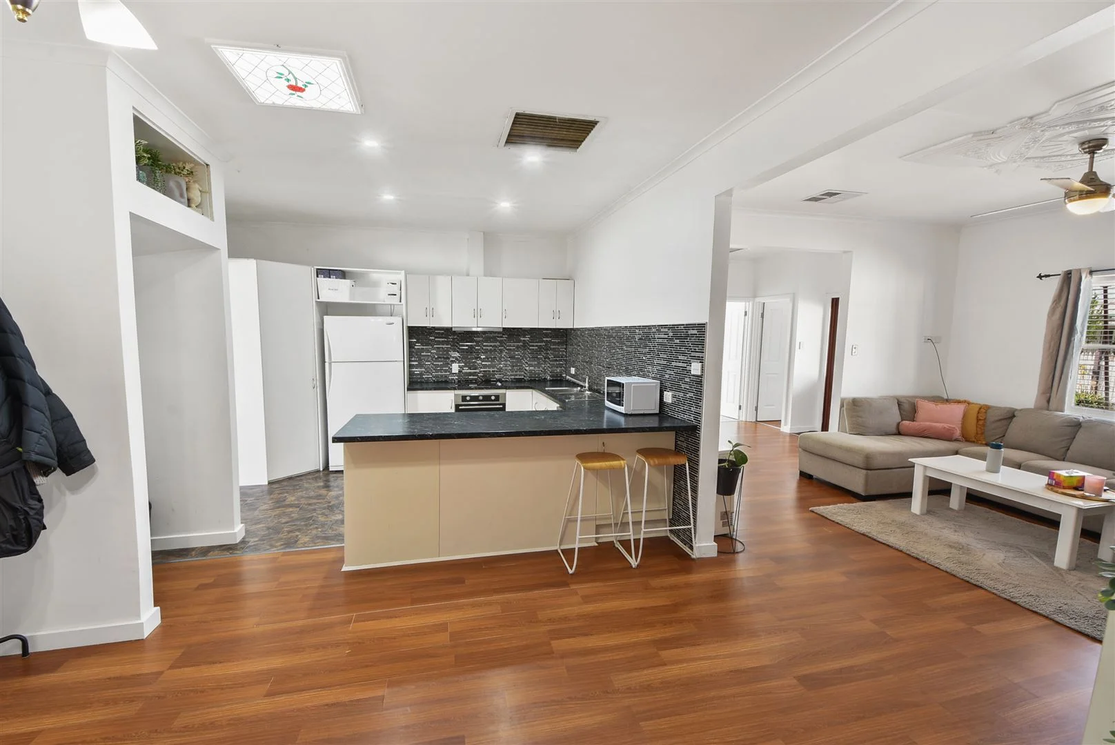 64 Edith Street, Horsham VIC 3400 photo 2