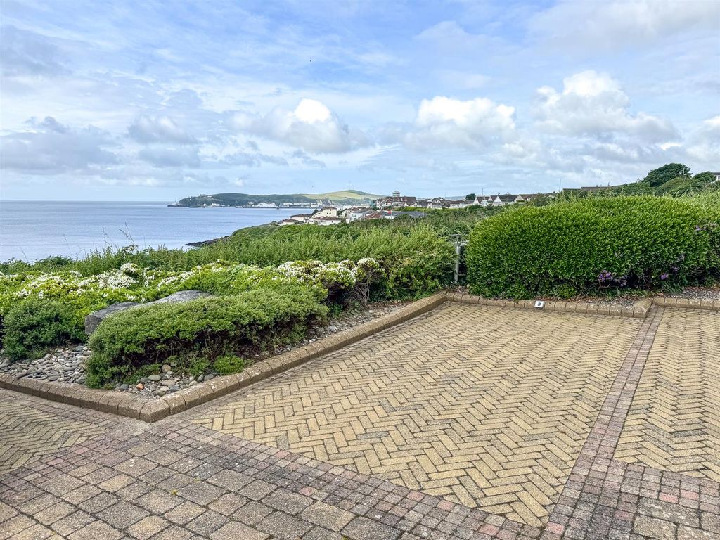 Additional image 30 of 2 bed flat for saleMajestic Apartments, King Edward Road, Onchan IM3