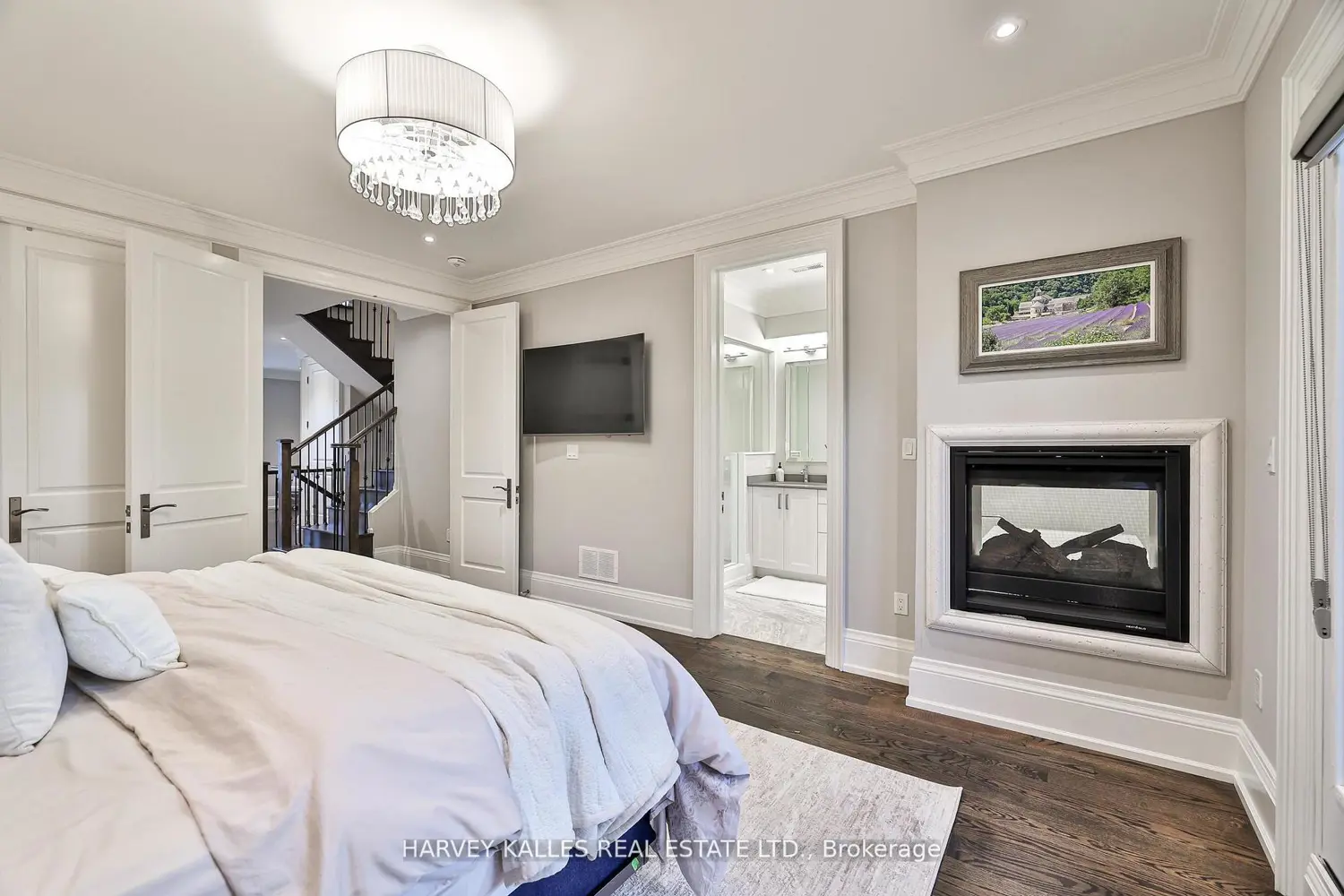 Additional image 18 of 2638A Bayview Avenue