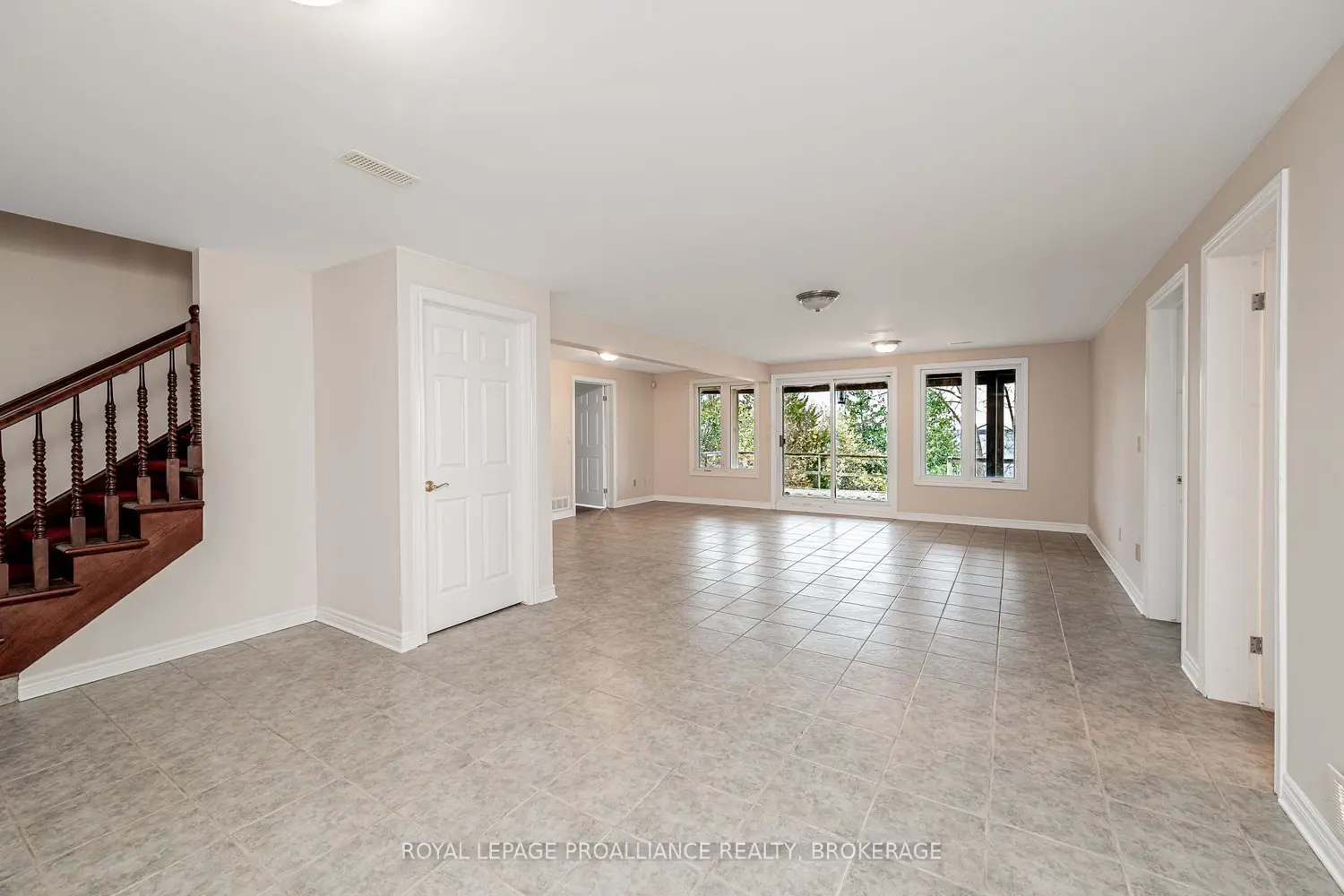 Additional image 15 of 4734 Lakeside Lane