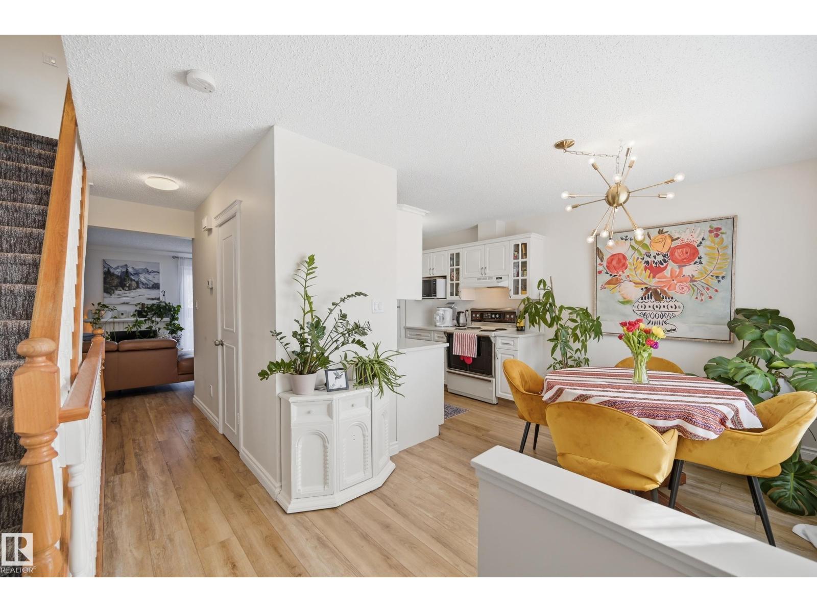 Additional image 3 of 165 Tudor Lane NW, Edmonton, AB, T5S1K9