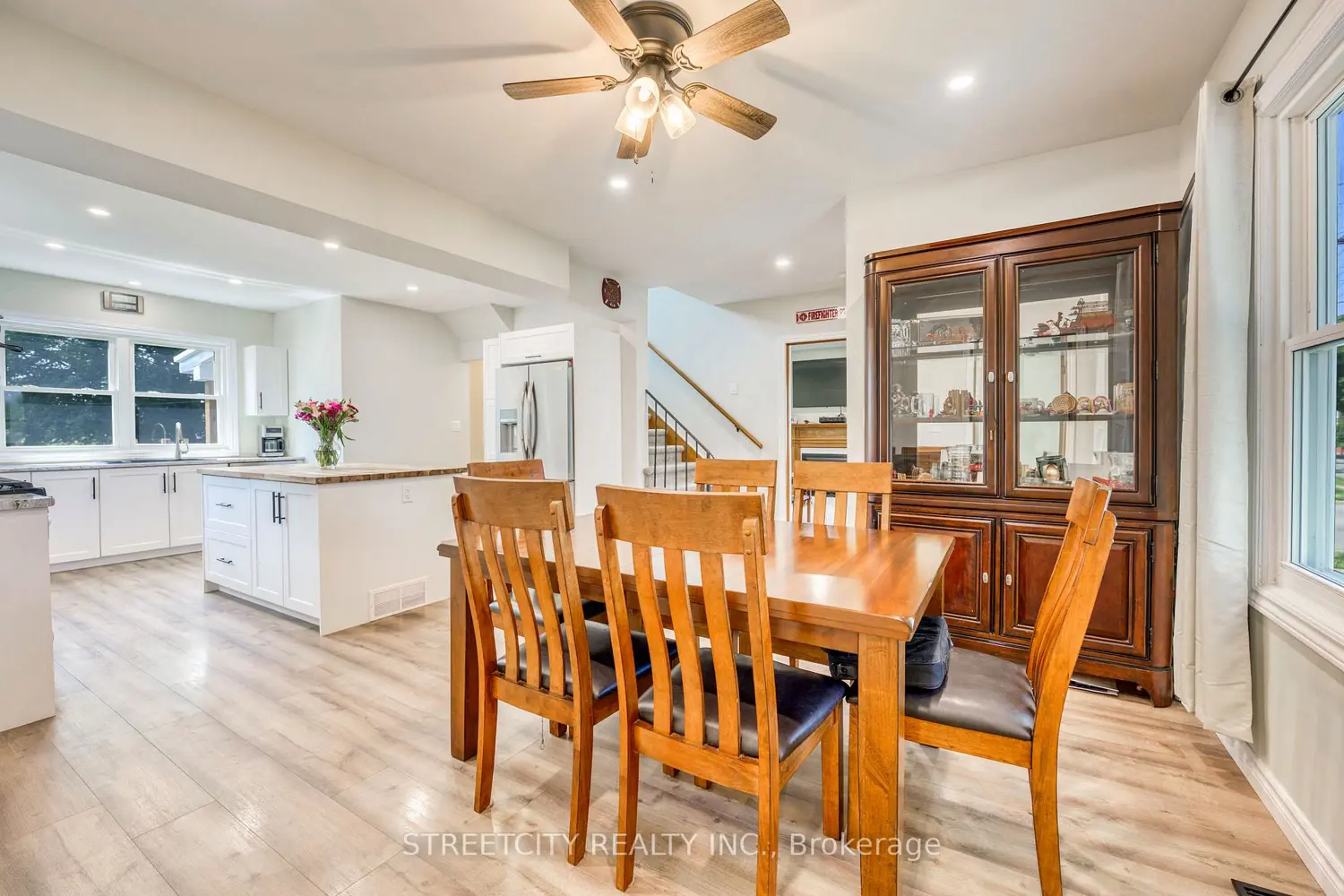 Additional image 14 of 703 Wellington Street