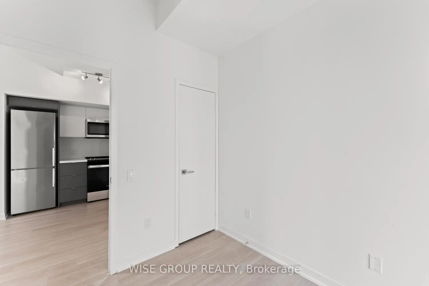 Additional image 5 of 500 Wilson Avenue 1116