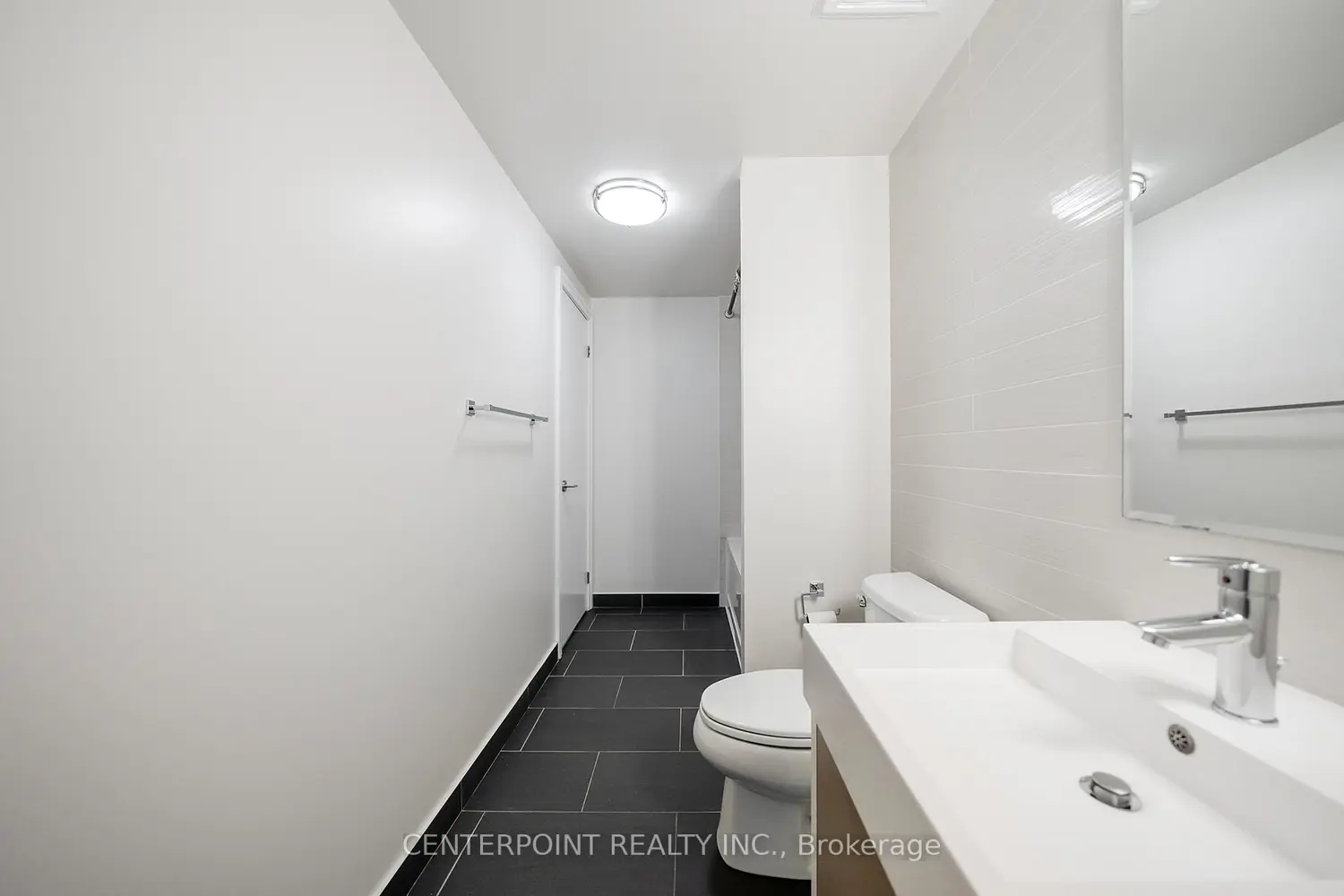 Additional image 15 of 5 Hanna Avenue 448