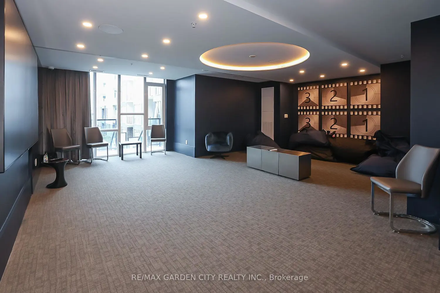 Additional image 2 of 16 Concord Place 431